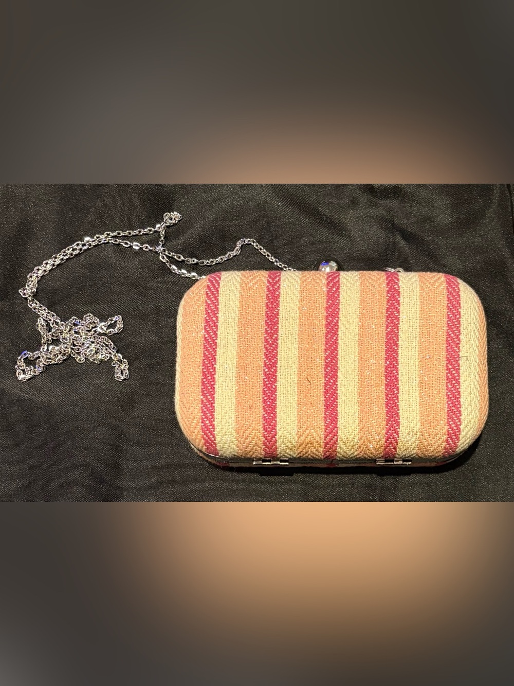 Loft Women’s Clutch Handbag - Excellent Condition